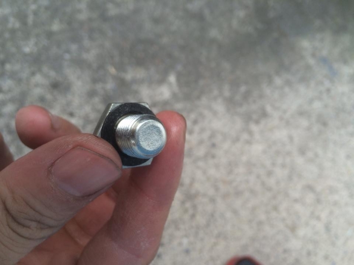 New all livina DIY CVT變速箱油 第一次換3萬公里