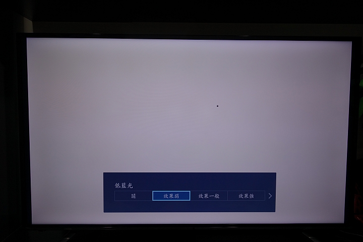 BenQ 49吋4K+HDR護眼電視49MR700開箱