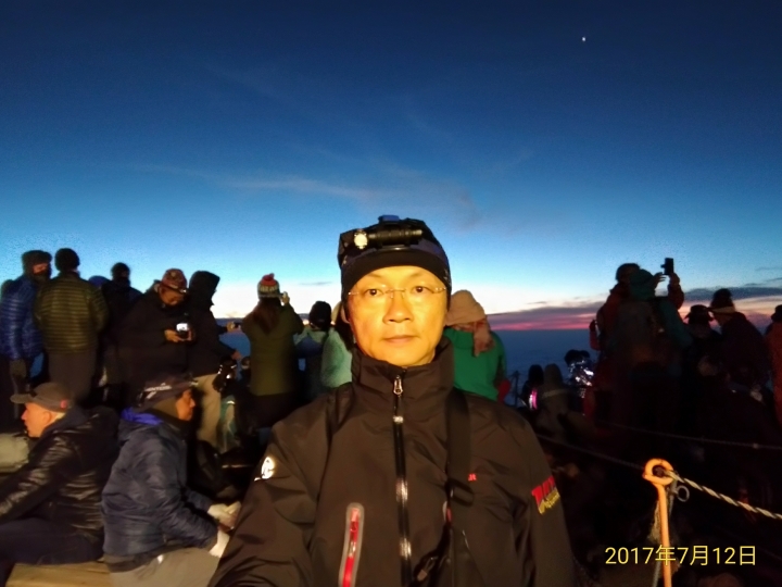 2017/07/11(二)-12(三) 登日本富士山 ( 3,776m )。