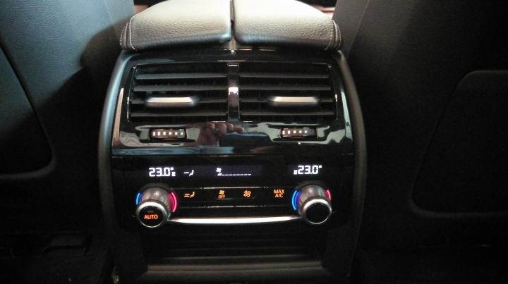 分享BMW G30