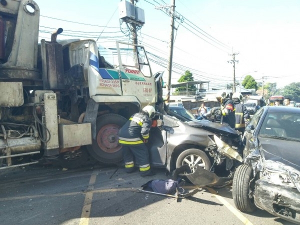仰德大道連環大車禍 4人命危