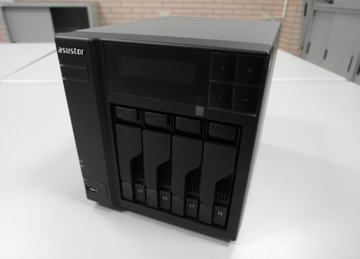 家庭影音的絕佳選擇!ASUSTOR AS6404T NAS 搭配 ADM 3.0,全新介面強勢登場!(基本應用篇)