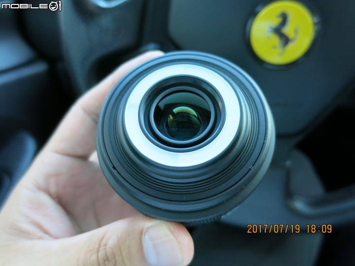 35mm f/2.8 Macro 我來了