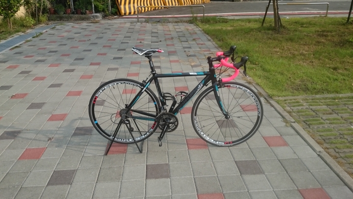 新玩具不專業開箱-Bryton Rider10C