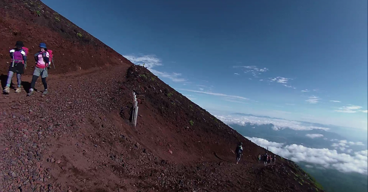 2017/07/11(二)-12(三) 登日本富士山 ( 3,776m )。