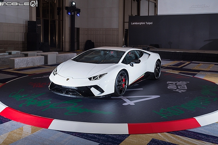 【採訪】追求最強之名為己任，Lamborghini Huracan Performante 抵台亮相