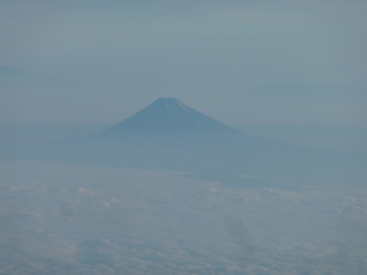 2017/07/11(二)-12(三) 登日本富士山 ( 3,776m )。