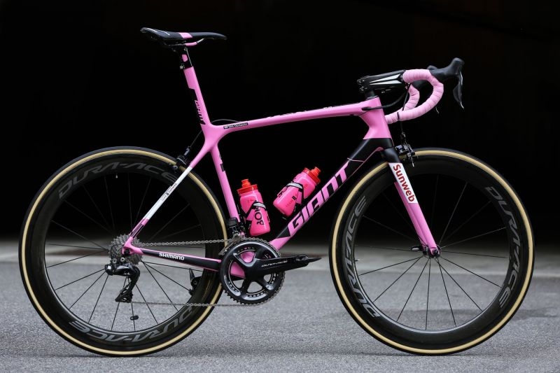 【微開箱】義式粉紅浪漫 GIANT TCR ADVANCED SL MAGLIA ROSA (圖多慎入)