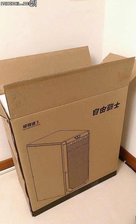 開箱 Superchannel 全透側自由戰士組機