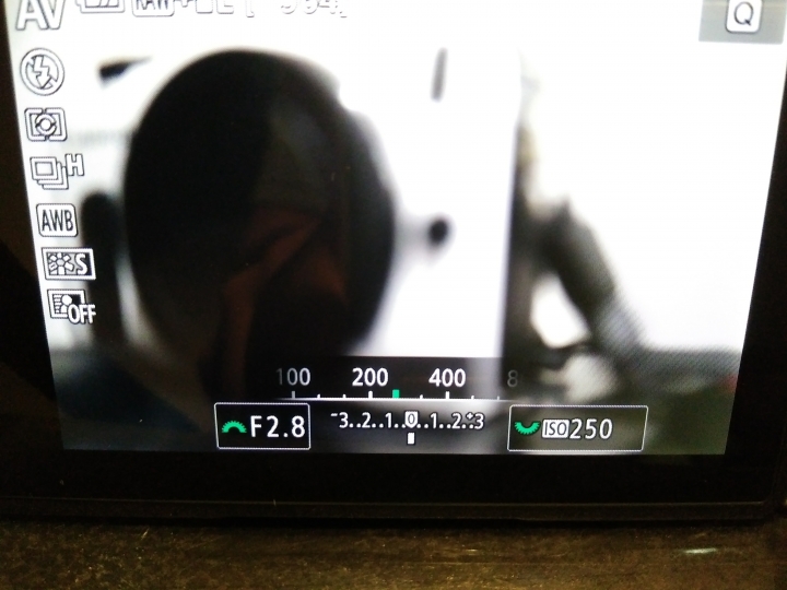 EOS M6 小開箱 (更新發色與對焦速度)