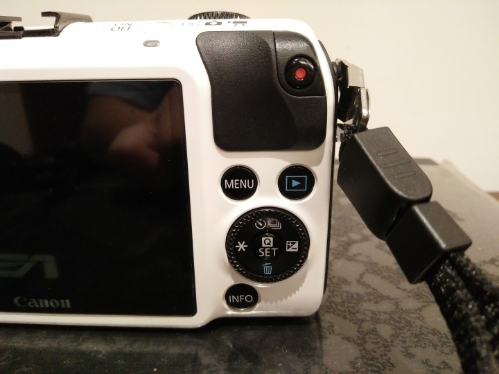 EOS M6 小開箱 (更新發色與對焦速度)