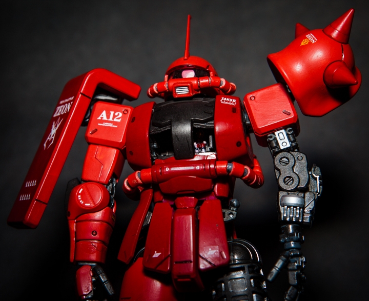 紅色彗星,夏亞出動場景,薩克原型機 ZAKUII BANDAI MG 1/100