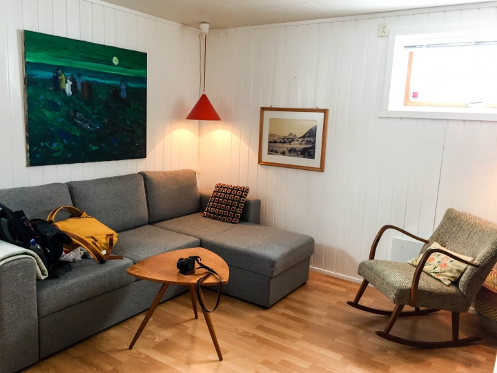 挪威北極圈。特羅姆瑟Tromsø住宿。Cozy apartment by the lake
