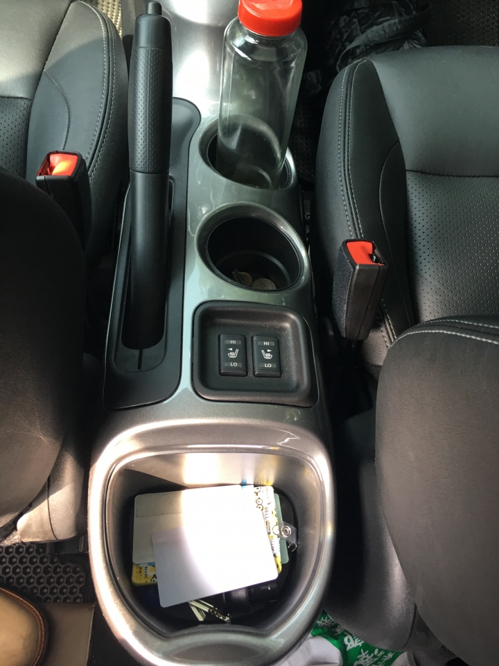 【甜滋滋開箱】開著JUKE Turbo與女王甜蜜出遊,94閃到嫑嫑的!