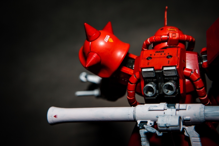 紅色彗星,夏亞出動場景,薩克原型機 ZAKUII BANDAI MG 1/100