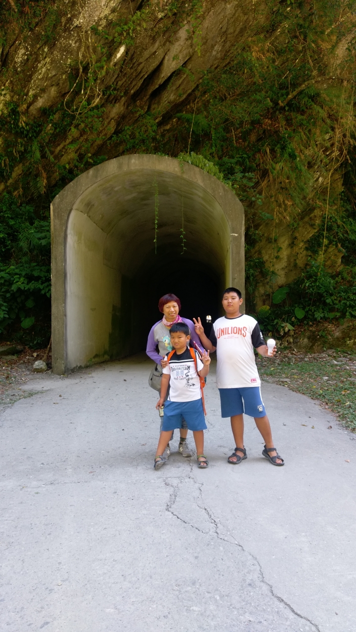 2017暑假5天4夜 家庭機車環半島旅行 台東-嘉義(東進中橫)