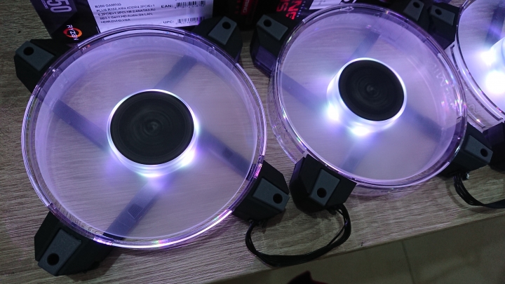【開箱】IN WIN Polaris RGB風扇體驗
