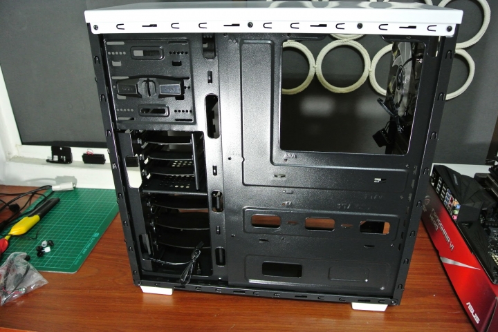 火鳥 BitFenix Nova TG 諾瓦星 玻璃透側機殼 輕開箱