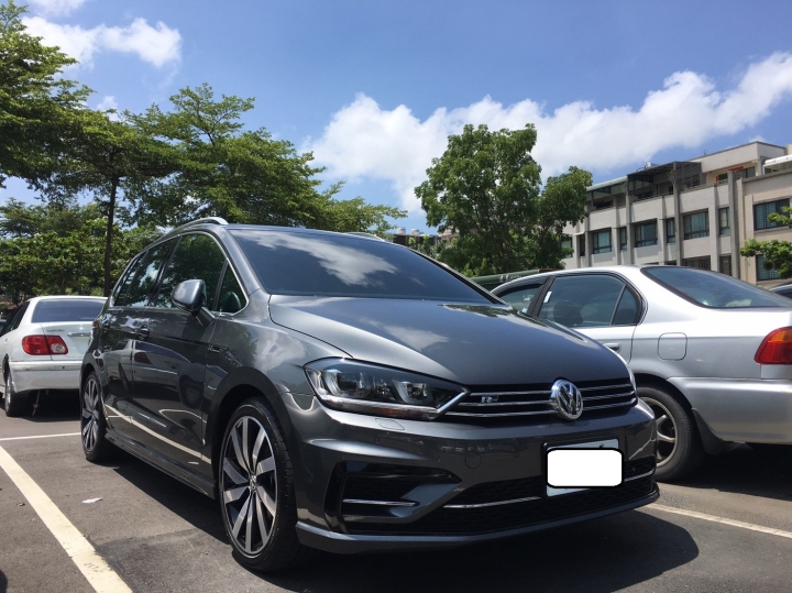 【簡易開箱】Sportsvan 280 TSI R-line