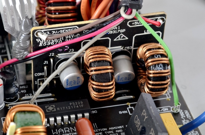 低瓦數也有DC-DC架構,全漢聖武士 HEXA85+ 350W 電源供應器 開箱拆解測試