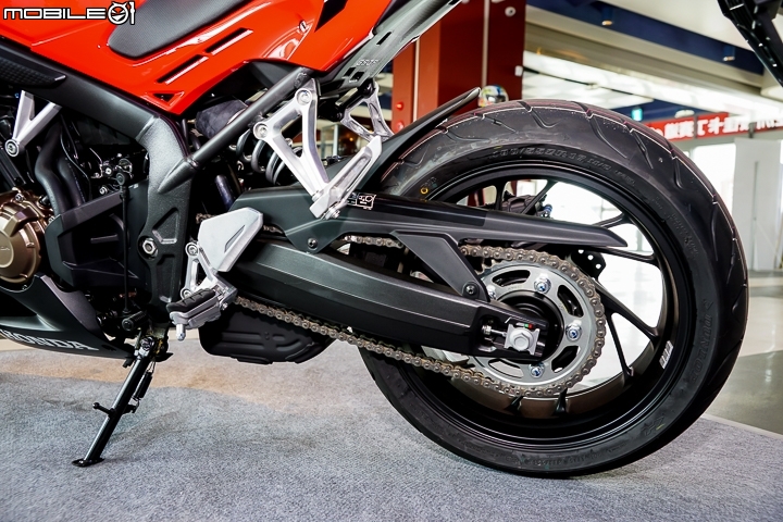 面面俱到 2017 HONDA Motorcycle CB650F & CBR650F 賽道試駕
