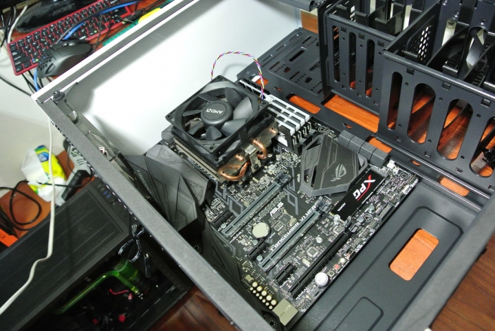 火鳥 BitFenix Nova TG 諾瓦星 玻璃透側機殼 輕開箱