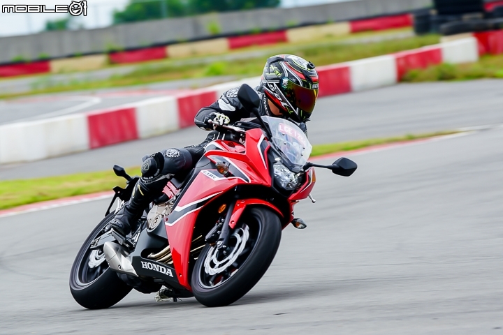 面面俱到 2017 HONDA Motorcycle CB650F & CBR650F 賽道試駕