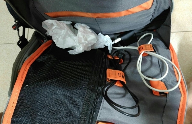 【開箱】Hedgren 15吋電腦後背包(灰色)