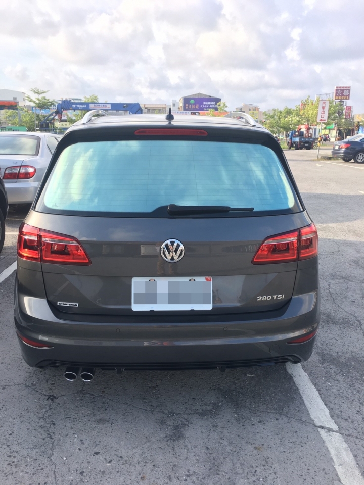 【簡易開箱】Sportsvan 280 TSI R-line