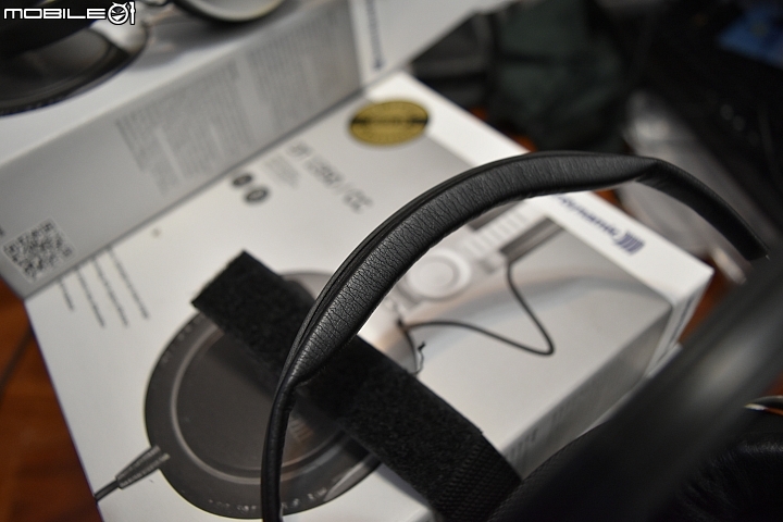 Beyerdynamic DT-1350 Limited Gold Edition開箱