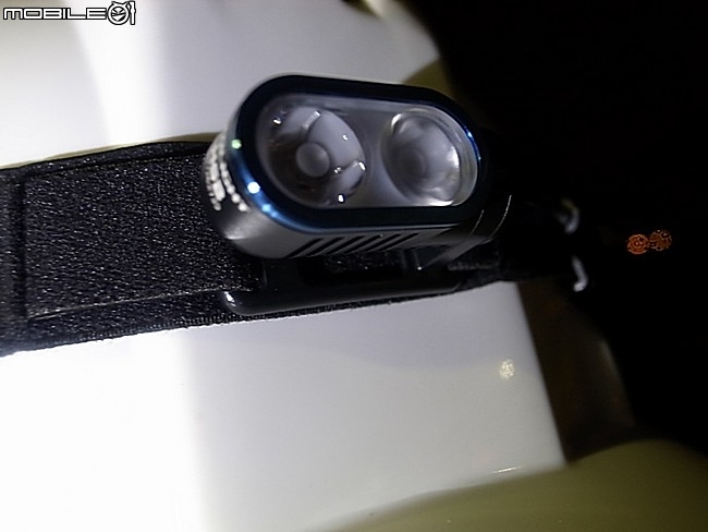 HS2 超輕便運動型充電頭燈