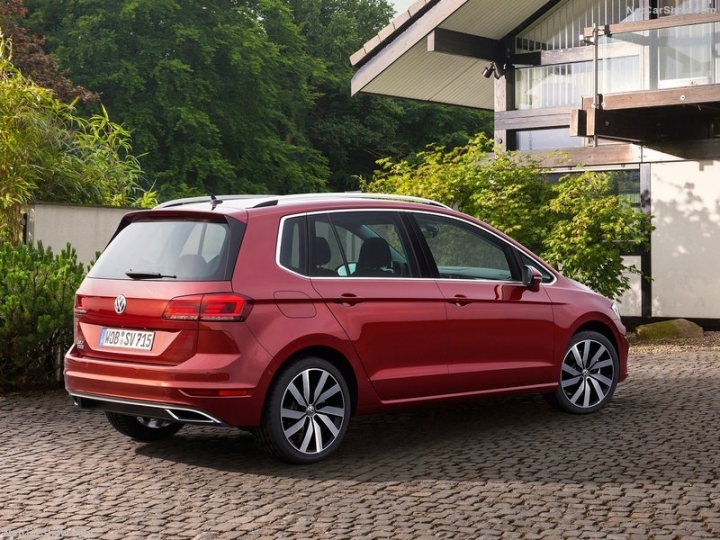 Golf Sportsvan Facelift 的資訊