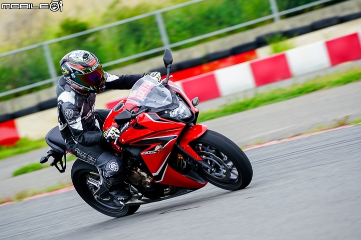 面面俱到 2017 HONDA Motorcycle CB650F & CBR650F 賽道試駕