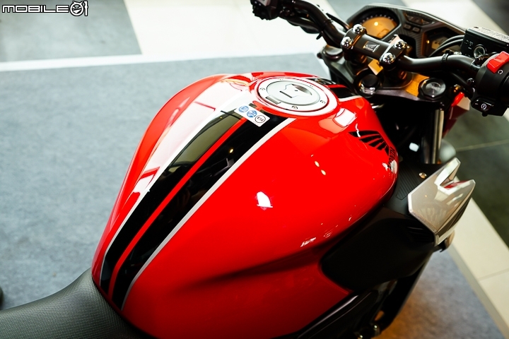 面面俱到 2017 HONDA Motorcycle CB650F & CBR650F 賽道試駕