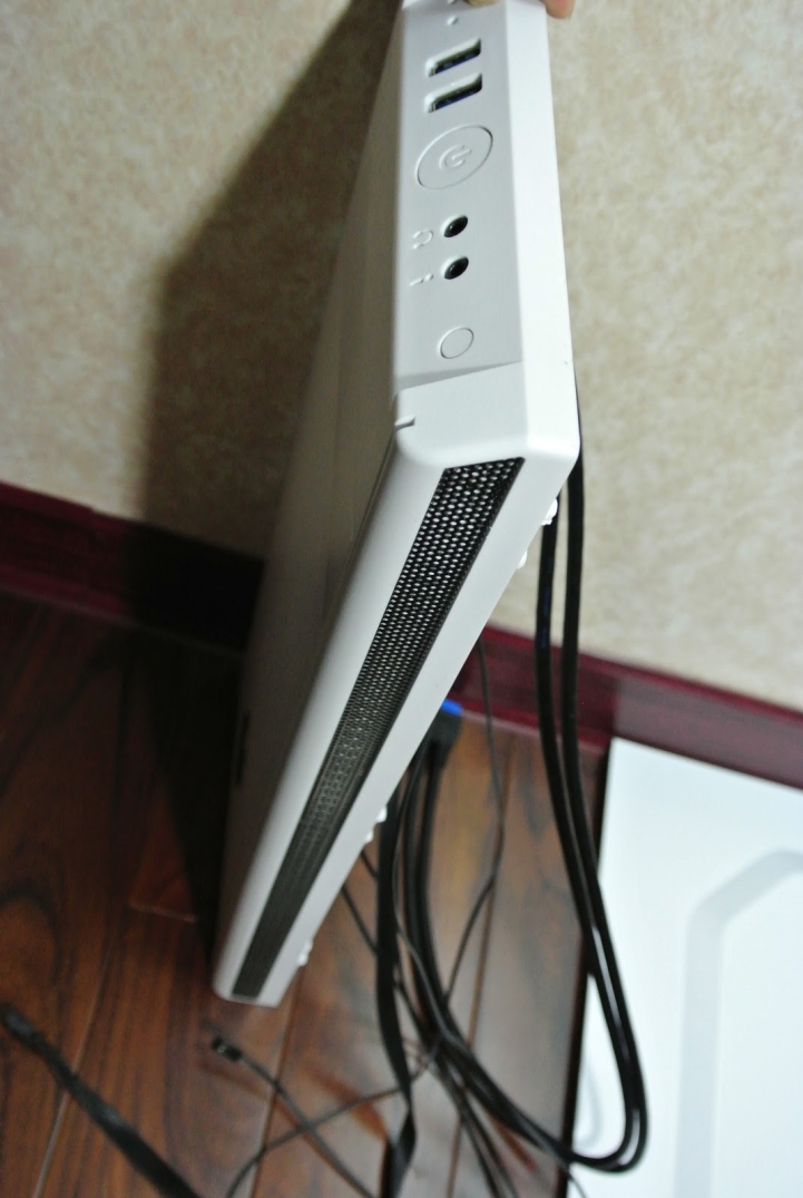 火鳥 BitFenix Nova TG 諾瓦星 玻璃透側機殼 輕開箱