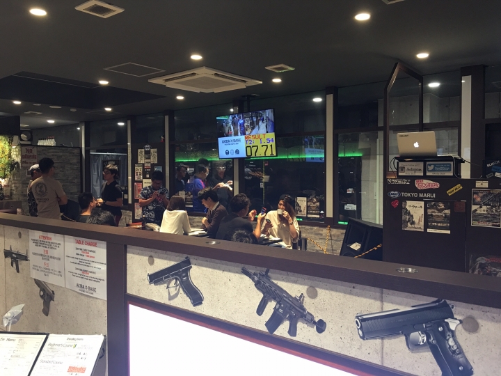 AKIBA BASE Shooting Cafe & Bar 遊戲槍射擊酒吧