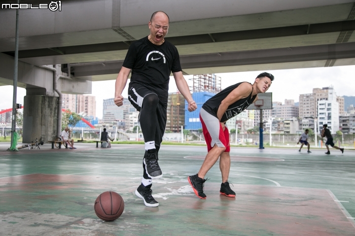 Super.Fly & Hyperdunk 2017 兩款React避震科技戰靴實戰分享
