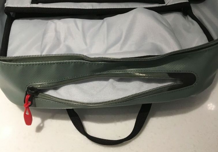 【開箱】EVOC COMMUTER 18L 筆電包