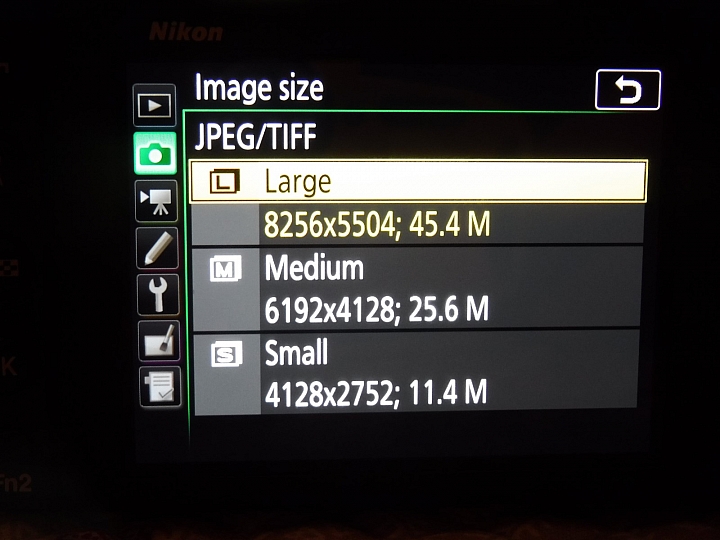【快訊】 Nikon D850國外網友直擊與選單圖片流出