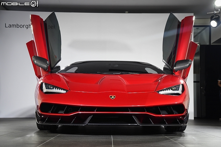 【採訪】1/20超限量之姿抵台 Lamborghini Centenario億元牛王現身