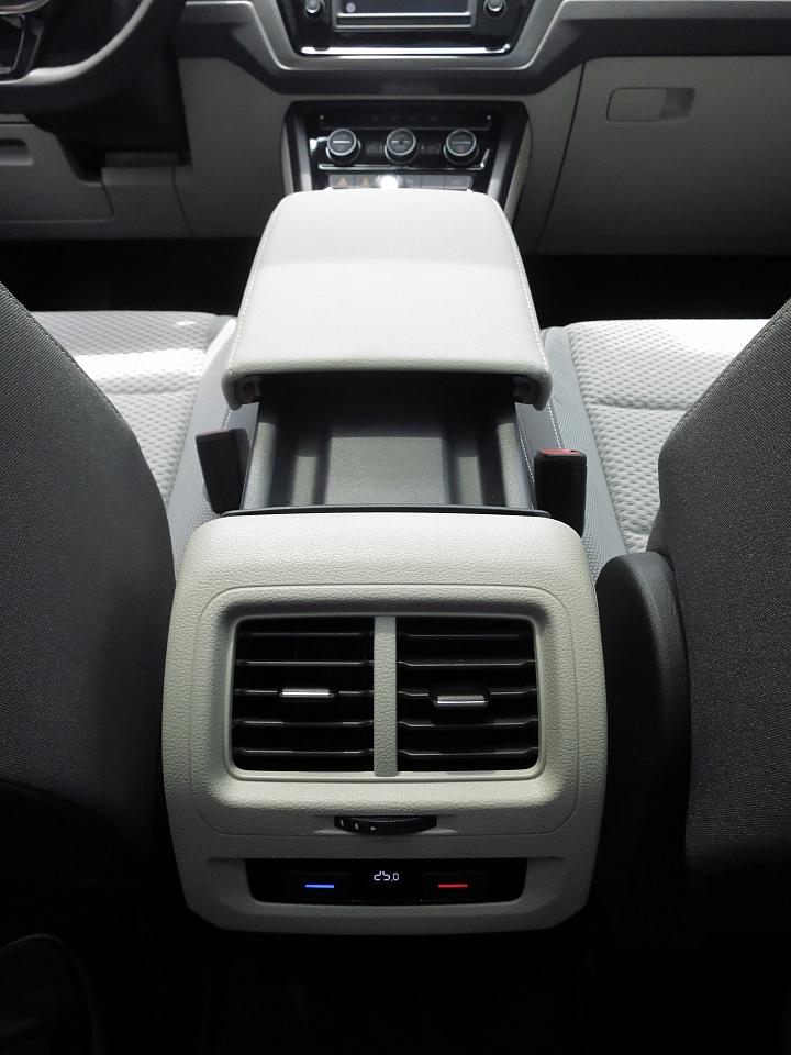 2016 Touran TDI 遲緩開箱