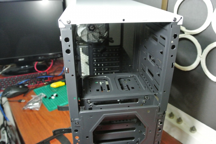 火鳥 BitFenix Nova TG 諾瓦星 玻璃透側機殼 輕開箱
