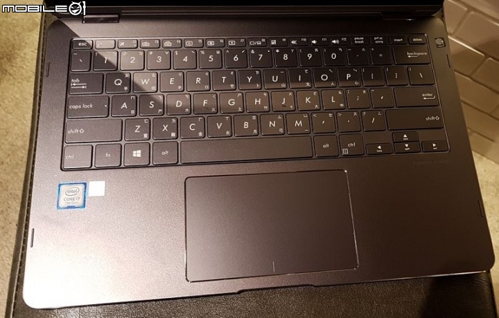 工作用機ASUS ZenBook Flip S UX370UA開箱