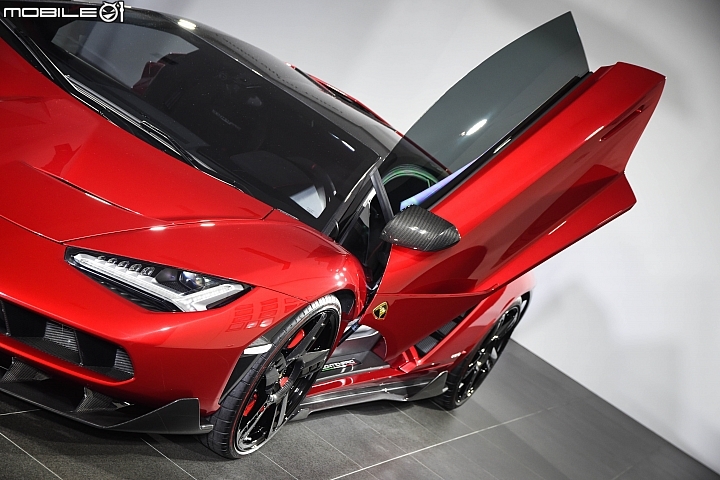 【採訪】1/20超限量之姿抵台 Lamborghini Centenario億元牛王現身