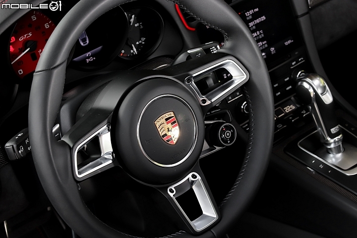 豔紅閃電! Porsche 911 Carrera GTS試駕報導