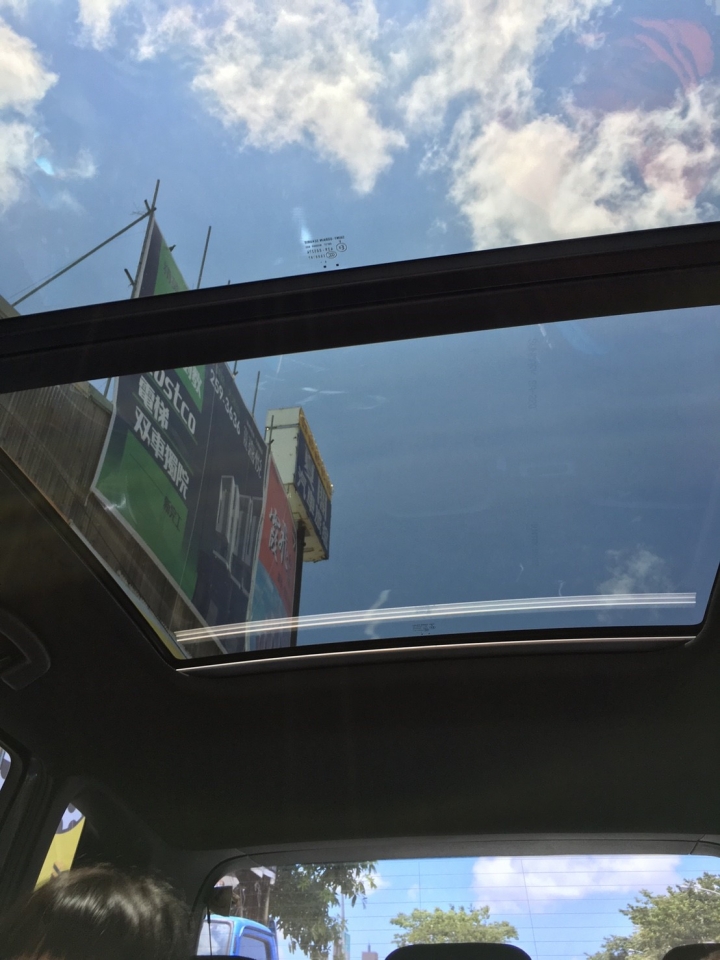 【簡易開箱】Sportsvan 280 TSI R-line