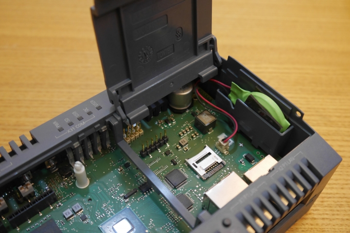 德國西門子 SIMATIC IoT2040 開發版 1GB 開箱分享(似工業版Raspberry Pi)