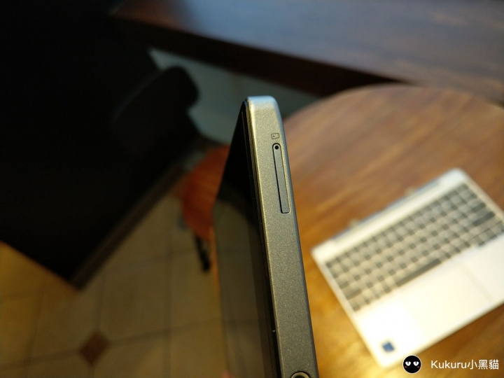Lenovo IdeaPad MIIX 320 微開箱