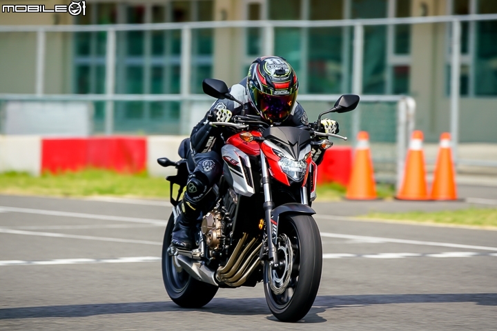 面面俱到 2017 HONDA Motorcycle CB650F & CBR650F 賽道試駕