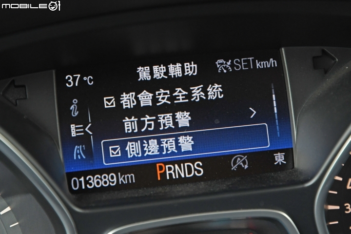 台灣休旅車王位爭奪戰!九款熱門SUV集體評比